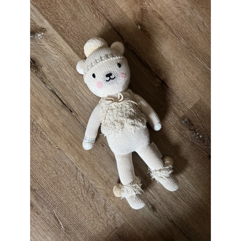 Cuddle + Kind Lola‎ the Llama Hand Knit Plush Doll Cream White Peru